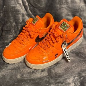 Nike Air Force 1 Blaze Orange
